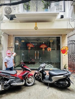 kim ngưu yên lạc 55m 5t mt 4.5m 15t.ỷ lô góc 3 thoáng thang máy full nội thất