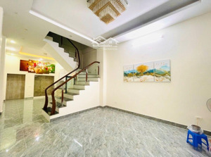 bán nhà riêng 60m2 tại tô vĩnh diện, nhỉnh 15 tỷ