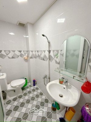 bán nhà hẻm 380 lê văn lương, tân hưng quận 7 (6*23m) thực tế 234m2 (dt 182m2)