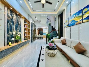 căn nhà đẹp 58.5m2 ngay nguyễn thái sơn, gò vấp. giá: 3 tỷ 190. tiện mua ở hoặc kinh doanh