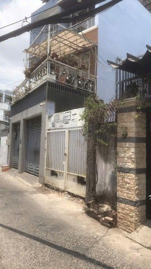 nhà hxh lê quang định , p1, bình thạnh ,ngay phạm văn đồng ,tiềm năng xây chdv