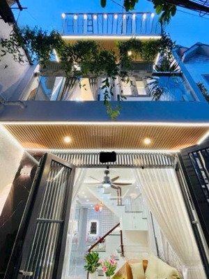 1 căn nhà đẹp giá mềm ngay tại vạn kiếp, bình thạnh. dt: 45m2 (4x11,25m) 1t 1l 3pn 3wc