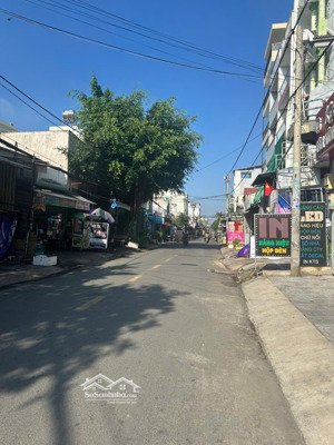 bán nhà mặt tiền 2 tầng btct 4.1 x 12m , 3pn , gần chợ gò xoài , chỉ hơn 3 tỷ