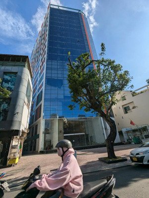 bán nhà siêu khan hiếm góc đường lê quang định - 10x30m - hầm 7 tầng - hdt: 230tr - giá: 40 tỷ