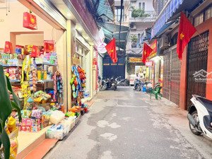 bán nhà hoàng hoa thám 38m-5tầng- 13,1 tỷ- ngõ ô tô - kinh doanh - ngõ thông đội cấn-sổ đỏ hoa hậu