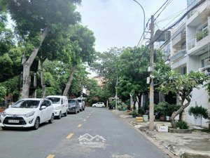 nhà 3 tầng 4x20m2 mặt tiền khu him lam. hoàng diệu 2, linh chiểu, thủ đức