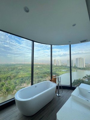 bán căn chung cư landmark siêu hiếm 115m2 3 phòng ngủ 2 vệ sinh, nhà full đồ, thiết kế hiện đại