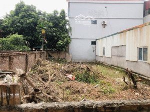 hạ chào 4 tỷ-bán lô đất đẹp giang biên-ngõ ô tô-vuông đẹp - mặt tiền bề thế-trung tâm-136m -16 tỷ