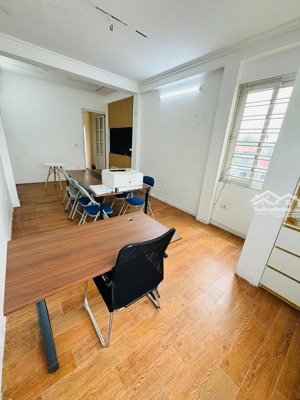 cho thuê văn phòng 30m2 giá 5,5 triệu ở đặng tiến đông, trung liệt, đống đa, hà nội