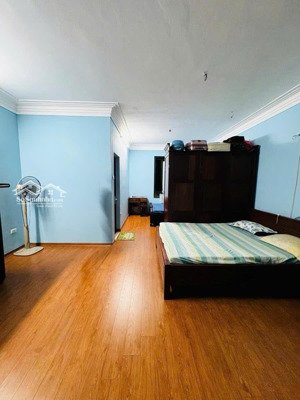 bán nhà phố kim mã, 61 m2 4.5 tầng - mt 4.5m - chỉ 23.8 tỷ - lh: 