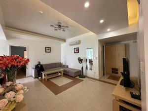 cho thuê căn hộ 3 pn full đồ tại khu chung cư cao cấp ngay trung tâm phố văn cao