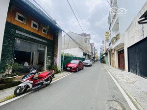 bán nhà mặt phố 100m2, 13,5 tỷ tại phan đình phùng, p2, đà lạt, lâm đồng
