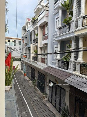 bán nhà riêng kdc đồng bộ tại quốc lộ 13, 7,8 tỷ, 54m2, 5pn, 5wc, 4 tầng, đối diện vạn phúc city