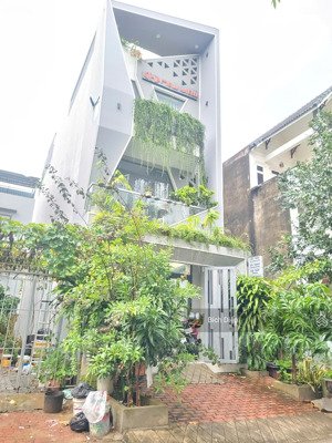 mới ra tt!duy nhất!căn nhà đẹp 03 tầng-da nam long-mt đường-ngay d3. đang thuê 15tr/th.cạnh global