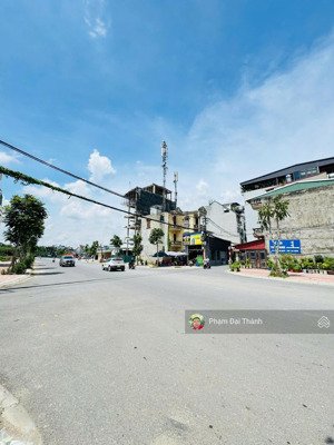 bán nhanh nhà ngọc thụy, đẹp long lanh, 35m2 x 5 tầng x 3 pn, sân, giếng trời, cách 1 nhà ra phố!