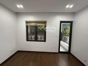 hiếm! nhà đẹp hoàng mai 30m, 5 tầng chỉ 6 tỷ chủ nhà cần bán gấp