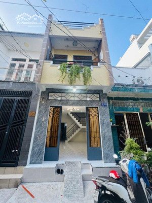 nhà đẹp siêu rẻ q6, 64m2, 2 tầng, hẻm xe hơi, gần phố ẩm thực q6, giá chỉ 6,1tỷ