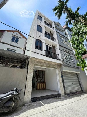 nhà dòng tiền cho thuê 300tr/năm, ô tô đỗ cửa - khu dân trí cao, văn minh