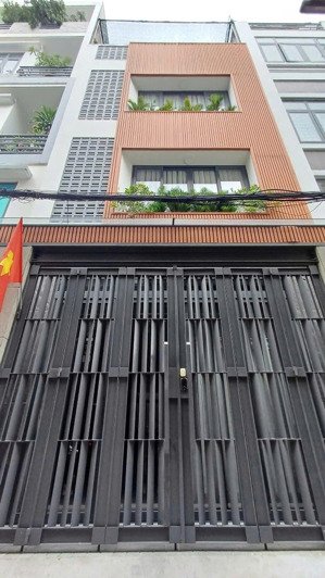 chính chủ giảm sâu còn 5tỷ8 đường lê văn sỹ quận 3 - 63,7m2 - gần trường mầm non sơn ca