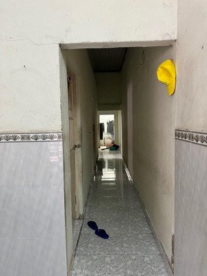 chính chủ bán gấp nhà nát tiện xây mới 100m2 full thổ cư giá chỉ 6,3 tỷ. lh: 