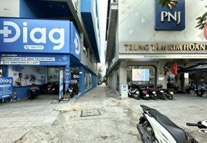 siêu vị trí ngã tư hàng xanh, hạ mạnh 2 tỷ