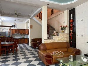 hoàng hoa thám 92m 5t mt5m. ngõ oto , kinh doanh. 18,5 tỷ