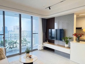 cho thuê căn hộ reverside pmh. giá: 18 triệu. dt: 98m2, 2pn, 2wc. full nội thất. lh: 