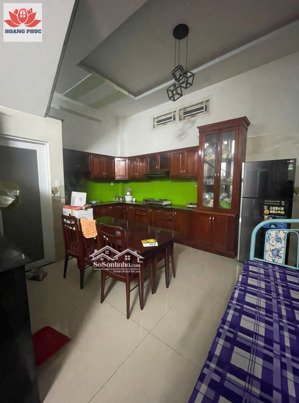 829hbp nhà xây kiên cố, đường rộng, giao thông thuân tiện, đi bình dương hay sài gòn đều ok