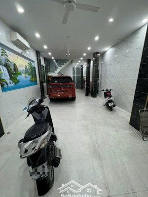 bán nhà mặt tiền ba đình phường 8 quận 8. nhà căn góc, có thang máy, view sông và trung tâm sg