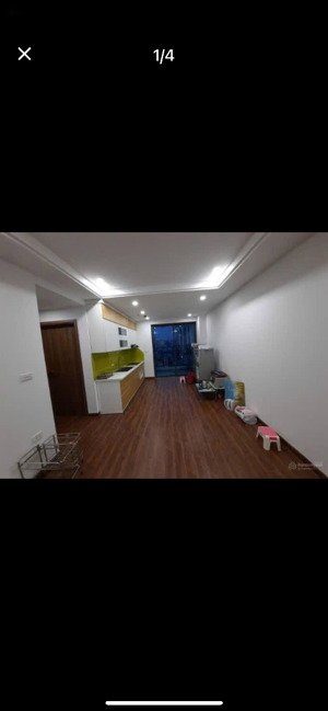 cho thuê căn hộ chung cư sky central 176 định công, hoàng mai 70m2 2pn cơ bản 10tr