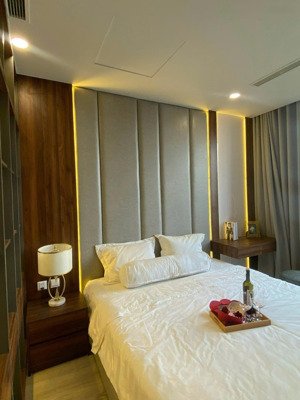 xem nhà 24/24 cho thuê chung cư diamond flower 120m2, 3pn, full đồ đẹp, 19tr/th - lh: 0372''364.390