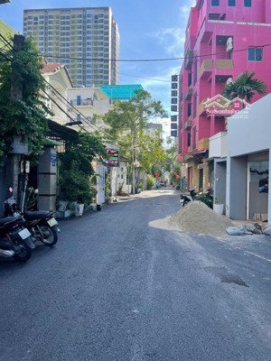 bán đất 2mặt tiền đường trước và sau, kiệt ô tô ra đường võ nguyên giáp _ đối diện resort fullman v