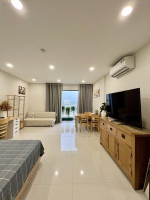 cho thuê căn hộ lavida q7, full nội thất, ở ngay, tầng trung, có bancol, 10tr/tháng. lh: 