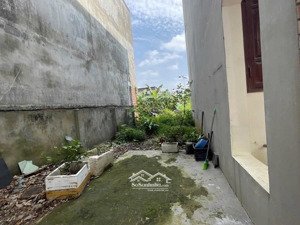 đất đẹp đức thượng 42m đường rộng thênh thang - ô tô vào tận đất - gần ql32...