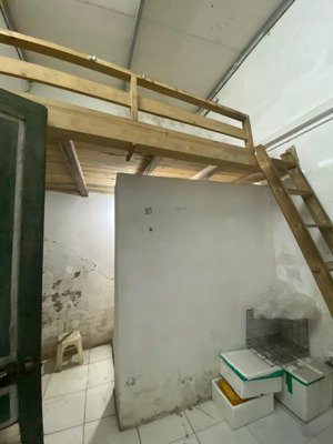 ban đất tặng nhà cấp 4 vị trí đẹp khu vực hoàng mai - diện tích 50m2