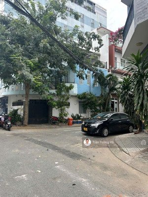 bán nhà góc 2 mặt tiền đường xe hơi lý phục man, quận 7, hỗ trợ vay ngân hàng