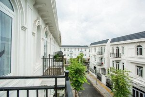 cho thuê nhà phố phú gia compoud ngay tttp, đầy đủ tiện nghi, thuận tiện duy chuyển