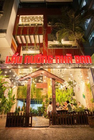 mặt tiền đường sư vạn hạnh gần bệnh viện 115 và vạn hạnh mall quận 10