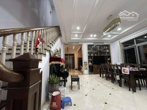 chủ giảm sốc 3 tỷ, cần gấp nhà mặt phố ngô gia tự, ngay ngã tư vũ đức thận, siêu kinh doanh 26 tỷ