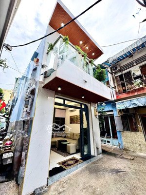 giá siêu mềm chỉ 2tỷ950 nhà 2 tầng căn góc hẻm ôtô diện tích 24.1m²( 3,6x6,5m) 2phòng ngủ 2wc