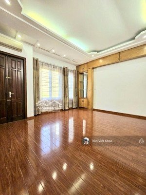 mặt ngõ to như phố - ô tô tránh - kinh doanh siêu đỉnh - nhà 4 tầng sẵn dòng tiền - giá hơn 20 tỷ