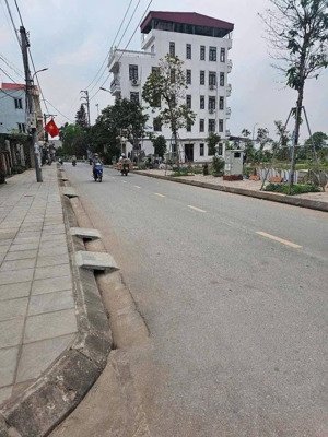 chủ gửi bán ,thôn cổ dương - tiên dương - đông anh - hà nội ( hàng f0) cọc là thắng