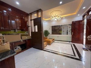 cho thuê nhà bát khối - 9 triệu