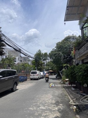 bán nhà trọ 5x22m vuông a4, gần bệnh viện đa khoa thủ đức, lê văn chí, hoàng diệu 2