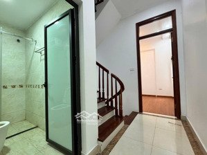 cực hot! bán đất tặng nhà phân lô ô tô tránh lô góc hoàng văn thái-vương thừa vũ, 70mx3 tầng, 16tỷ