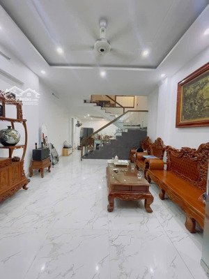 mr.tuấn: nhà độc lập lô góc 4 tầng mặt đường văn cú, an đồng chỉ 4,85 tỷ