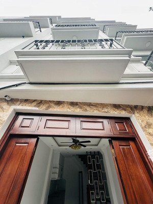 cơ hội vàng nhà đẹp di trạch, vị trí đỉnh: 3 bước ô tô đỗ. nhình 5 tỷ