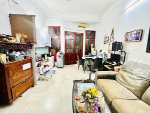 bán hoàng hoa thám dt 54 m 4 tầng mặt tiền 4.7 m giá 14.8 tỷ + siêu phẩm phân ba đình cực đẹp