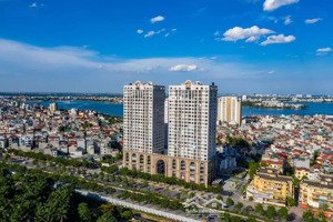 anh chị quan tâm mua hdi tây hồ 2pn2wc liên hệ em sơn, view hồ tây, hướng đông, tầng đẹp, xem 24/7