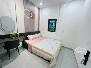 4 tỷ nhỉnh - ngang 6m - góc 2 mặt tiền phan đình phùng - 3pn - nhà mới ở liền (pn dưới trệt)